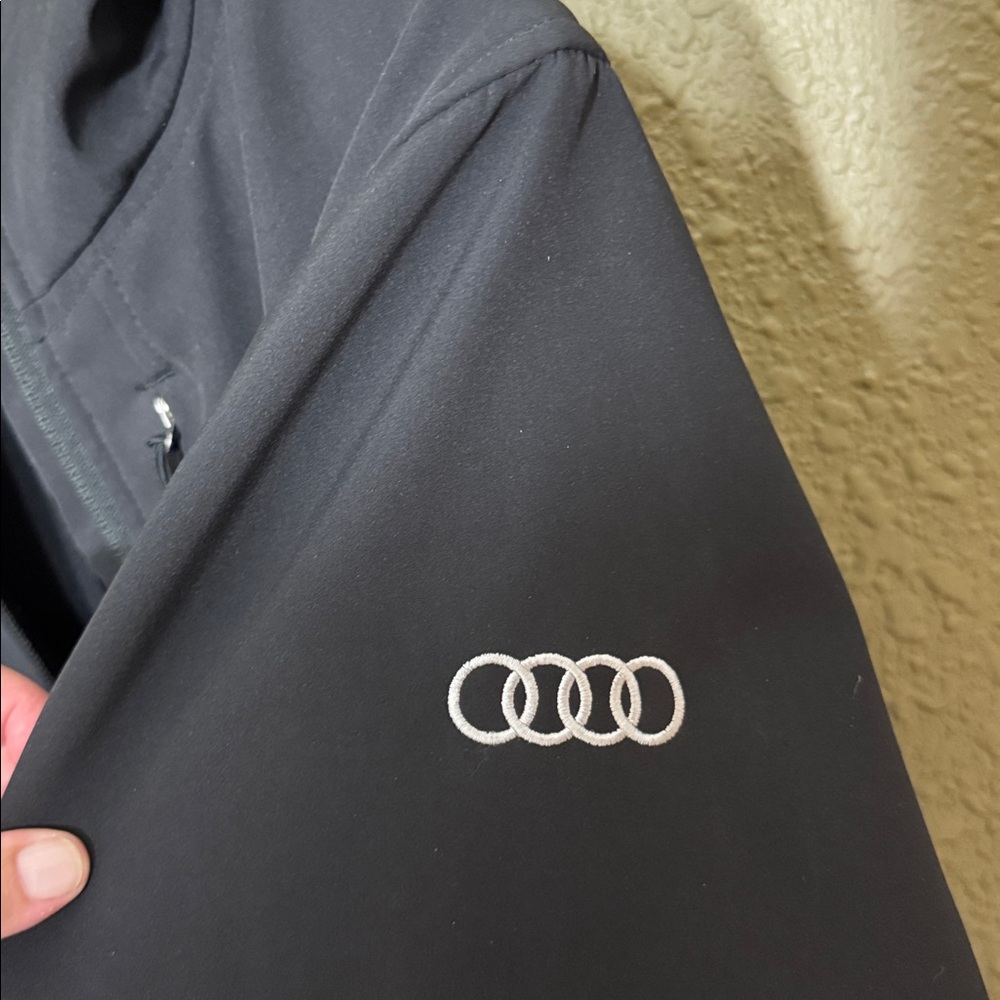 RARE SPYDER AUDI FULL ZIP WITH HOOD JACKET - Picture 2 of 13
